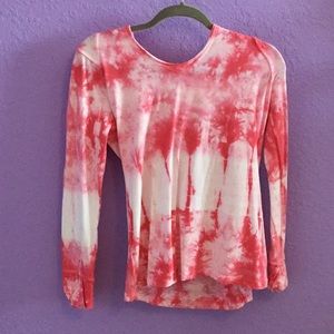Red and white tie die hooded long sleeve